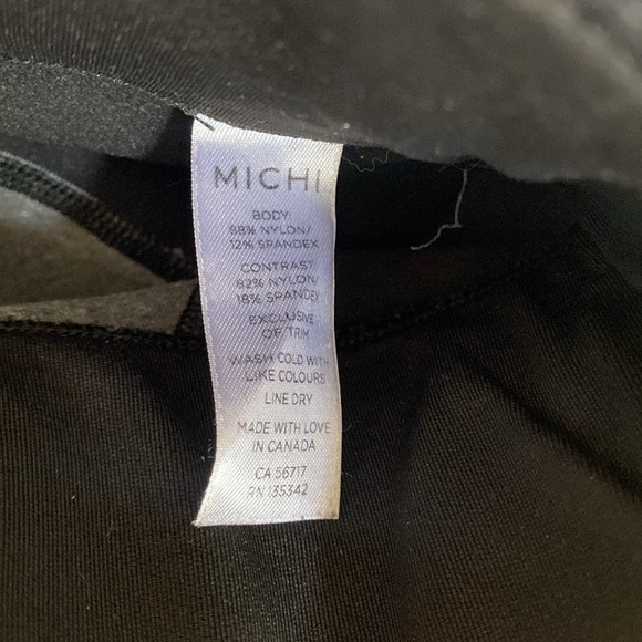 Michi Moto Leggings in heather grey and black. (No ankle zipper) - Picture 6 of 6